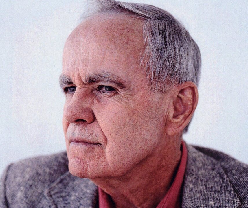 pethane-o-spoydaios-syggrafeas-kormak-makkarthi